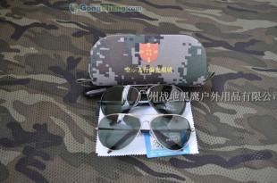 守護飛行視野，盡顯運動風范——解析供應殲十版07飛行偏光太陽鏡